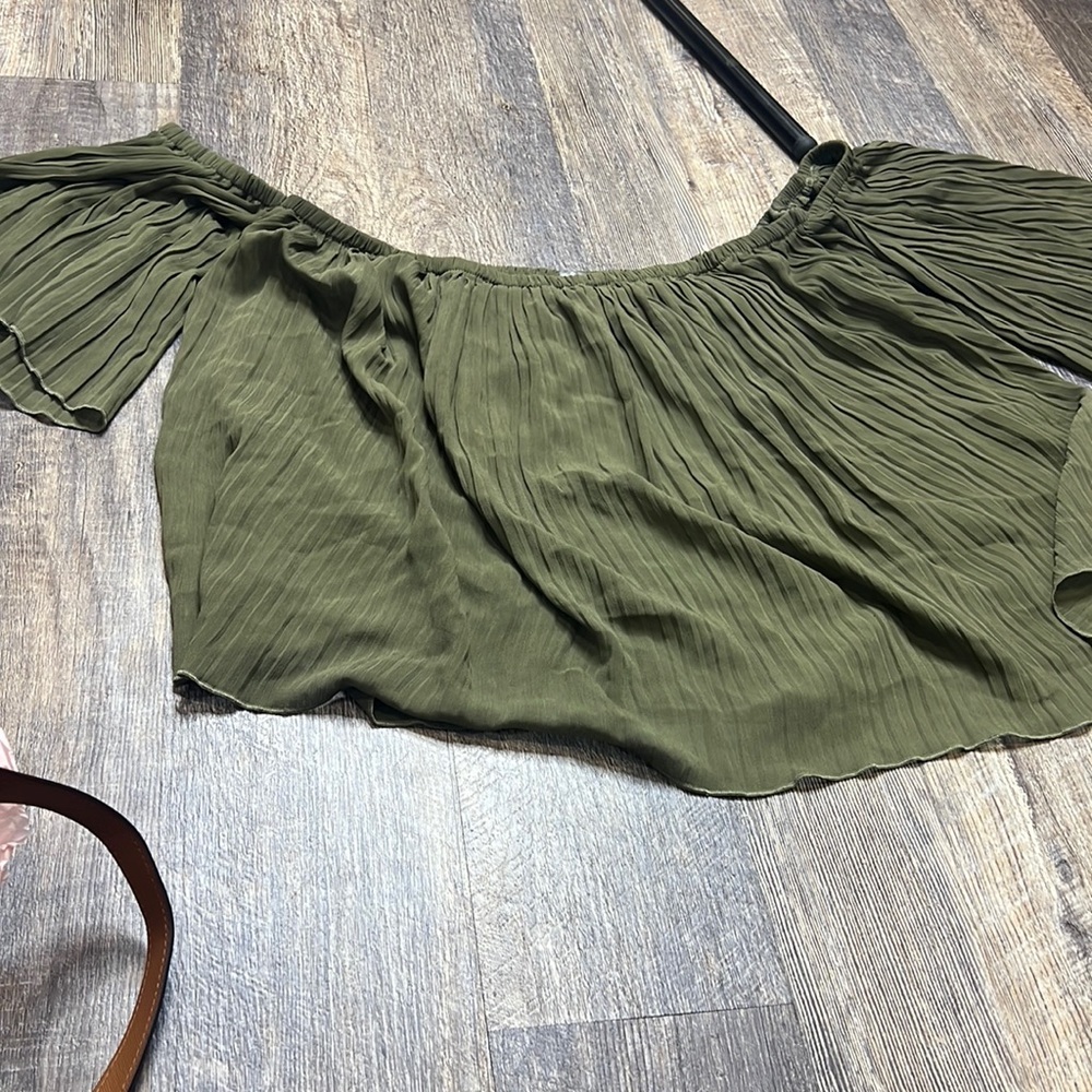 Women’s shirt